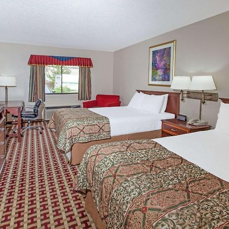 Hotel Baymont By Wyndham Smyrna Extérieur photo
