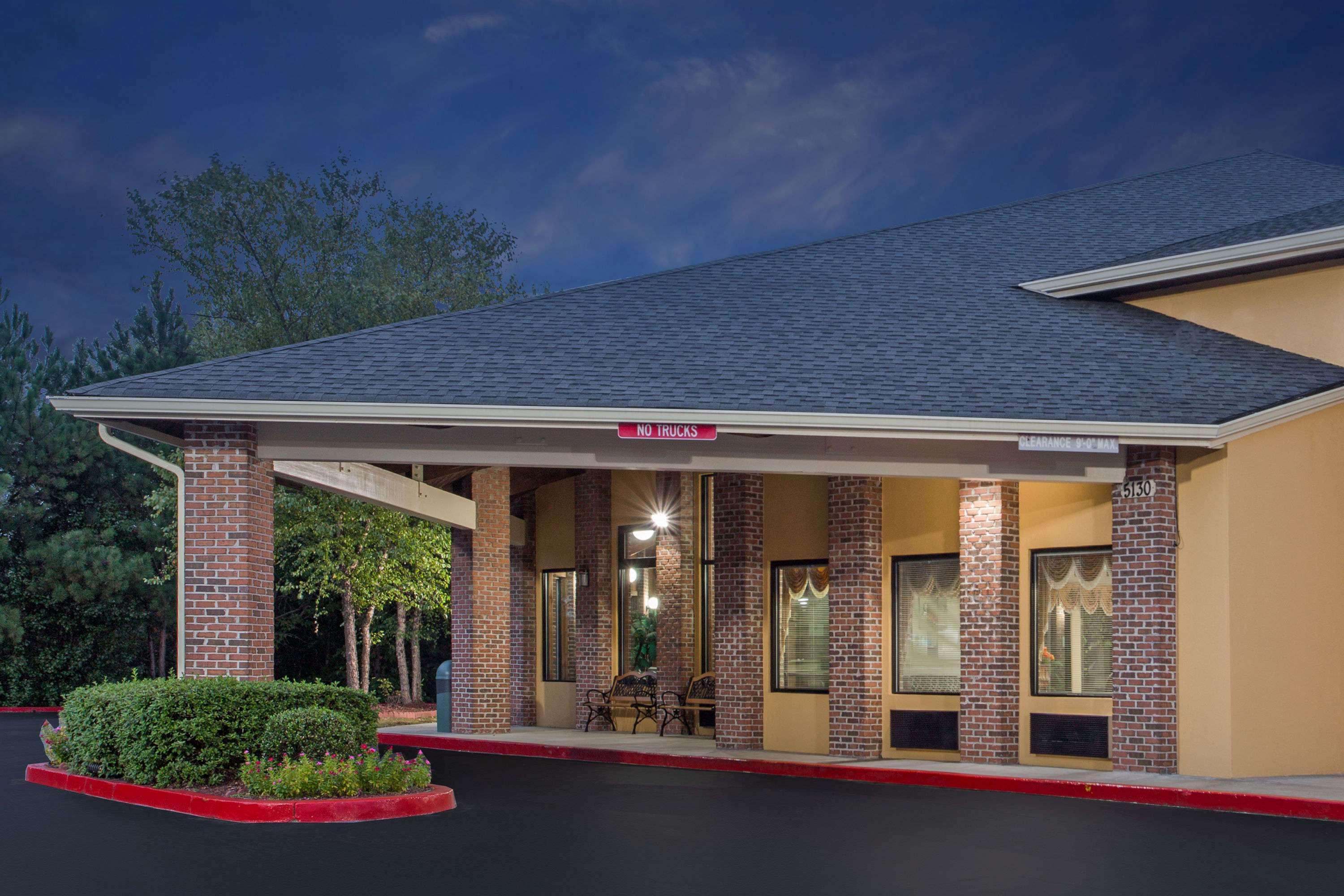 Hotel Baymont By Wyndham Smyrna Extérieur photo