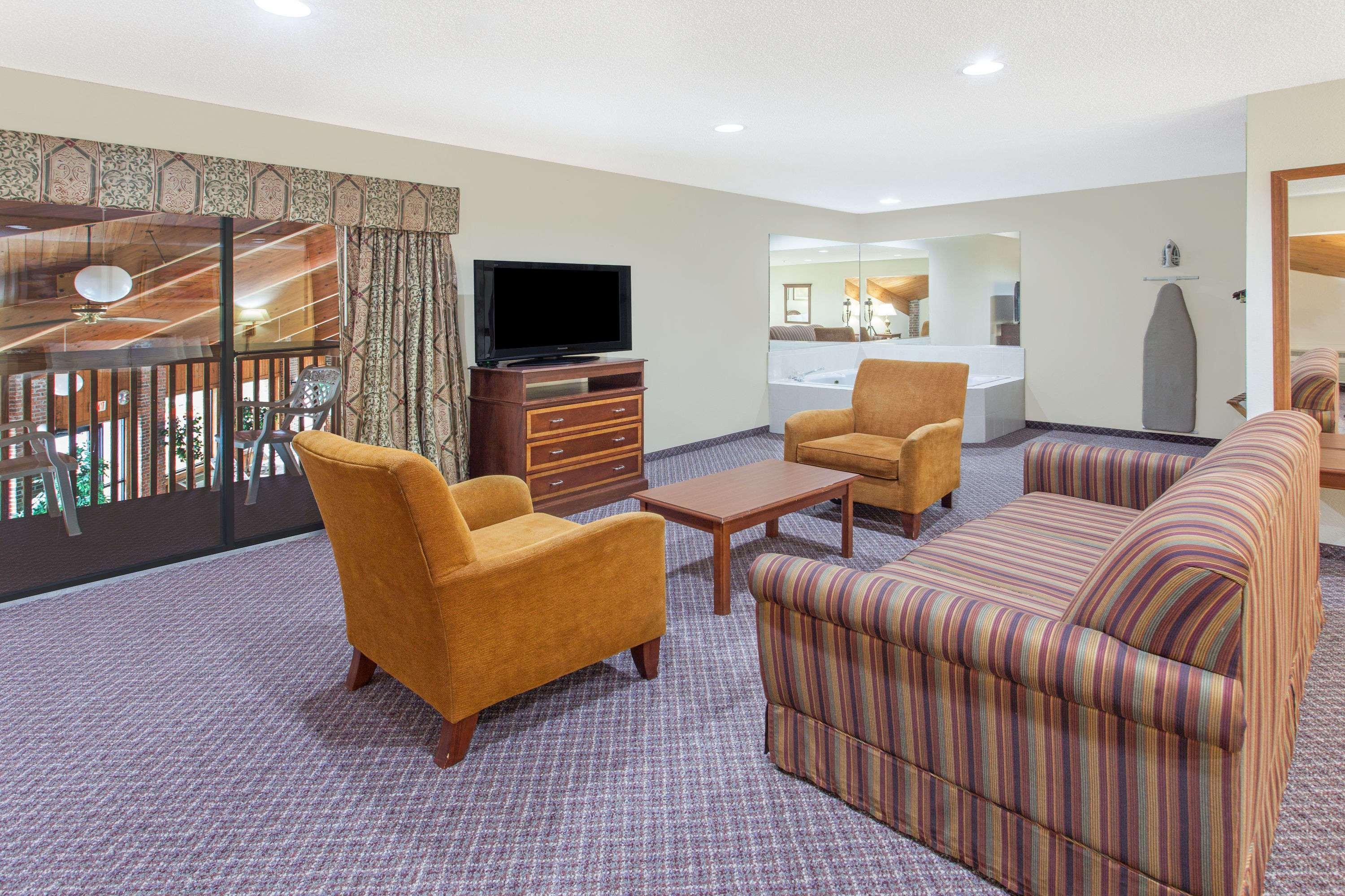 Hotel Baymont By Wyndham Smyrna Extérieur photo